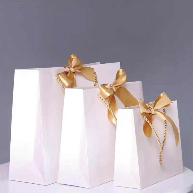 10pcs Gift Bag Present Paper Bag With Ribbon Wedding Pack Box Favors Birthday Party Bags /Pajamas Clothes Wig Packaging