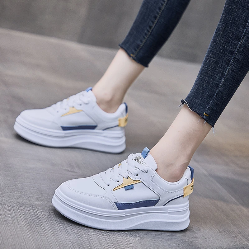 

Small white shoes 2021 autumn new Korean style student leisure breathable sports shoes women's fashion thick soled shoes