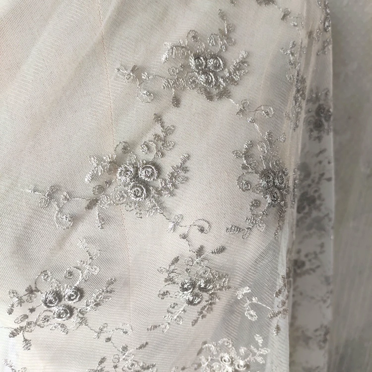 Качественная кружевная ткань маленькая серая Цветочная вышивка шитье высшее