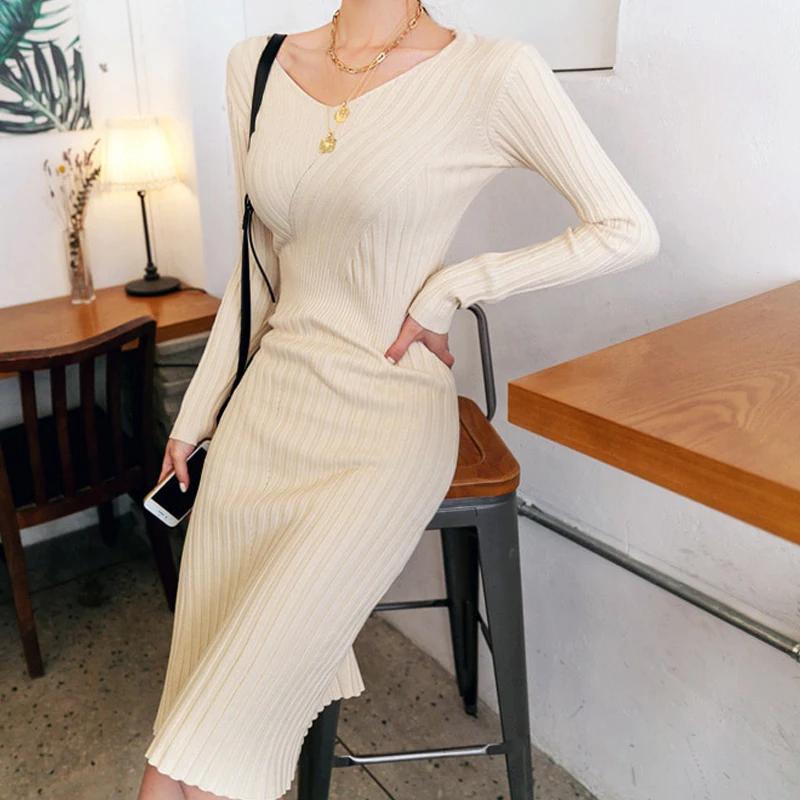 

Merchall Sexy V-neck Long Sleeve Sweater Dresses Women Runway Autumn Pullovers Knit Dress Elegant Slim Bodycon Dress vestidos