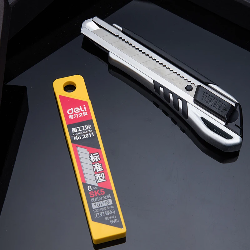 Deli Zinc Alloy Utility Knife Set Paper Cutter 1pc + Steel Blade 1 Box Office School Supplies 33416 | Канцтовары для офиса и