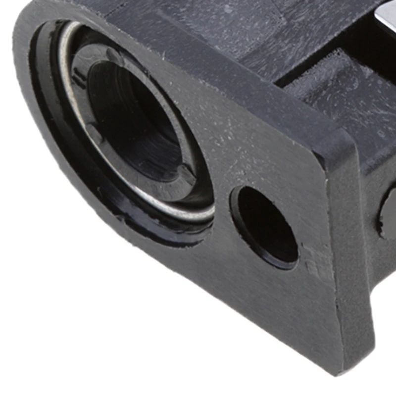 

6Mm Female Engine Side Outboard Motor Fuel Pipe Fuel Line Connector For Yamaha