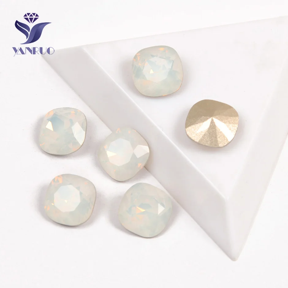 

YANRUO 4470 Cushion Cut White Opal Bright Diamond Sewn Glass Crystal With Sewing Claws Rhinestones On Clothes
