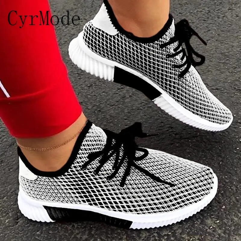 Женские сетчатые кроссовки на шнуровке плоской вулканизированной подошве