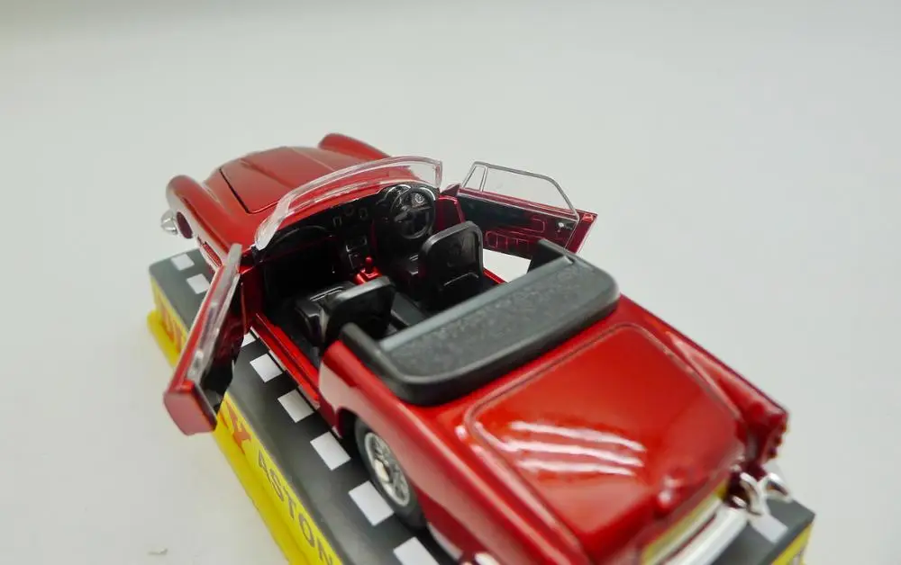 Atlas Dinky Toys 110 Sifter ASTON MARTIN DB 5 Diecast 1:43| |
