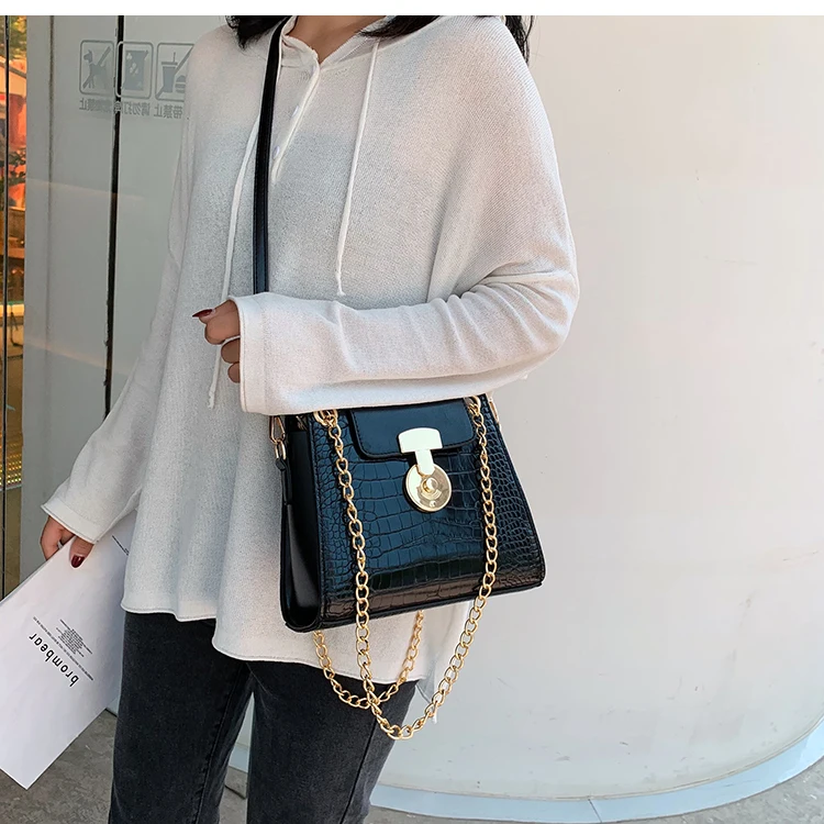 Elegant Female Crocodile pattern Tote bag New High Quality PU Leather Women's Designer Handbag Chain Shoulder Messenger Bag