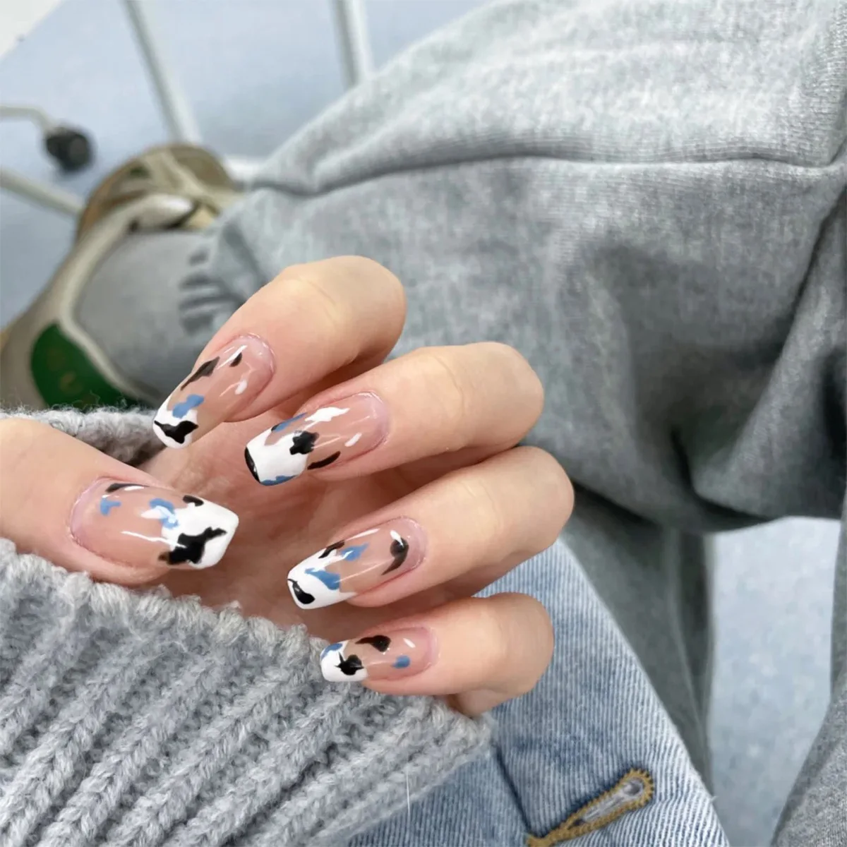 

24pcs Cow Pattern Coffin Fake Nail Patch Glue Type Removable Long Paragraph Fashion Manicure False Save Time Nails Patch TY