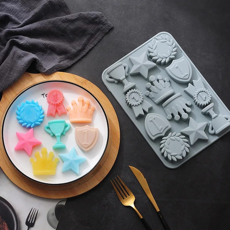 12 Holes Crown DIY Baking Mold Handmade nonstick Silicone Cake Chocolate Cookies