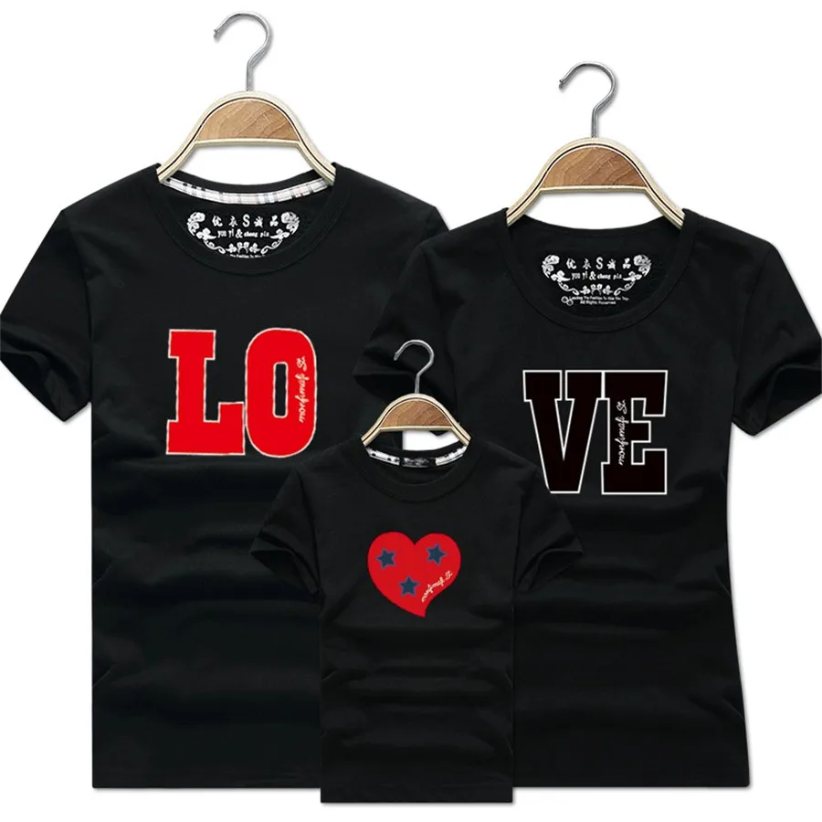 

Mother and Daughter Clothes Family Look Letter Love Printed Mom Baby Son Dad Fashion Matching Shirt Cotton Tops