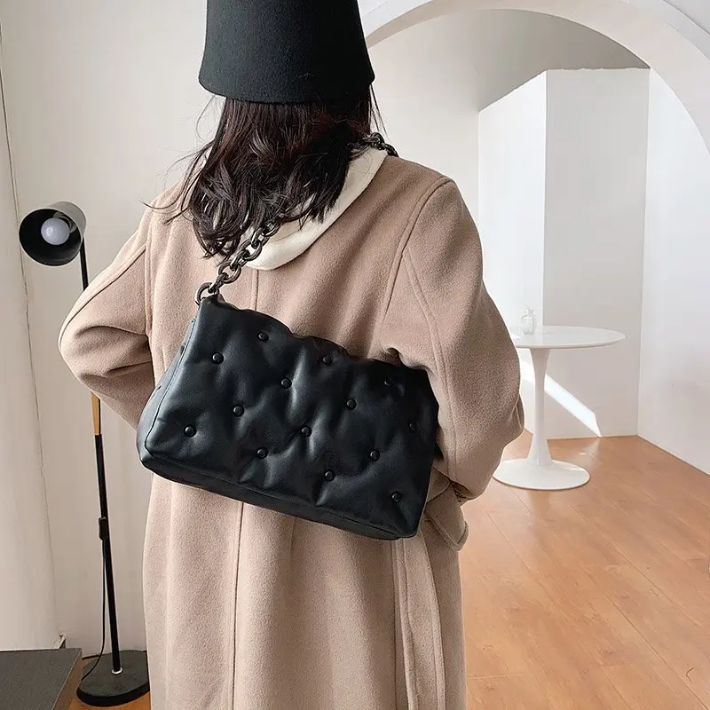 

Women's bag 2021 new fashion Korean messenger bag women's fashion simple portable one shoulder chain small square bag