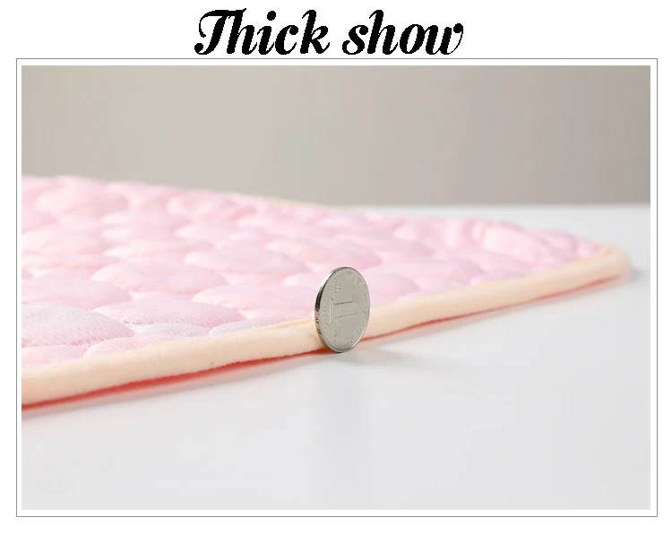 

Dog Cooling Beds Mat Ice Pad Pet Large Size Ice Silk Cool Pet Summer Cat Silk Moisture-Proof Cushion Indoor Seat Puppy Pet Mat