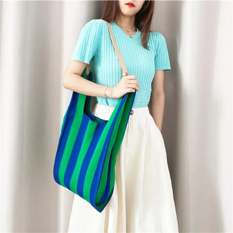 

Female Contrast stripes Organ Bag Chic Wool Knitting Pleated Fold Design Large Capacity Shoulder Shopper Handbag For Women