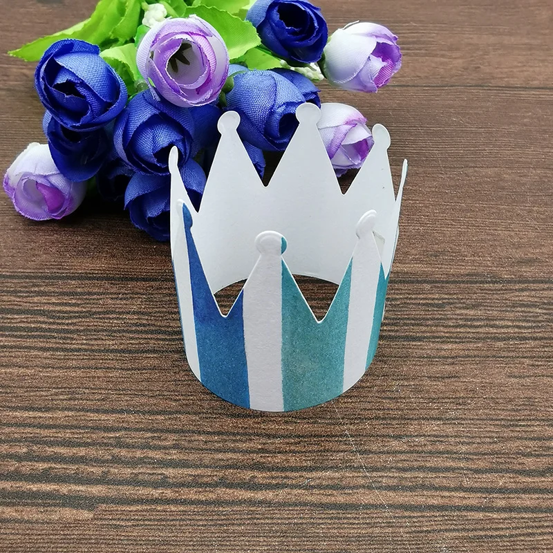 

Christmas Beautifu lace Metal Cutting Dies Stencils Die Cut for DIY Scrapbooking Album Paper Card Embossing