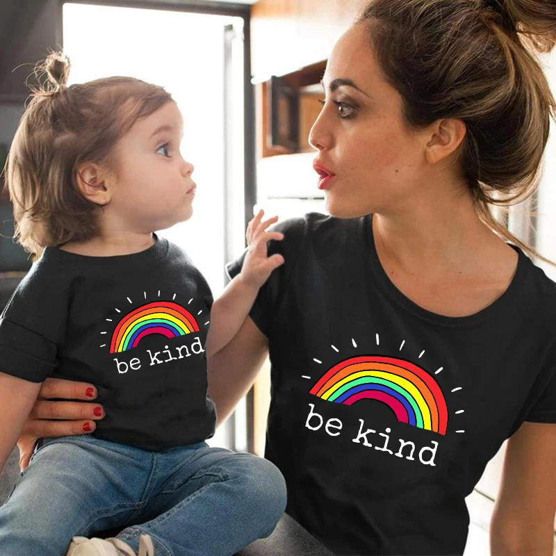 

T shirt be kind Rainbow family matching tshirt baby girl clothes family look mommy kids mother and daughter Short sleeve clothes