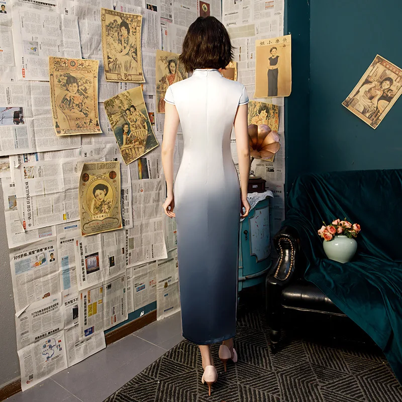 2020 Short Sleeve Summer Chinese Traditional Dress for Women Cheongsam Qipao Embroidery Vintage Print Qi Pao Vietmam Clothes |