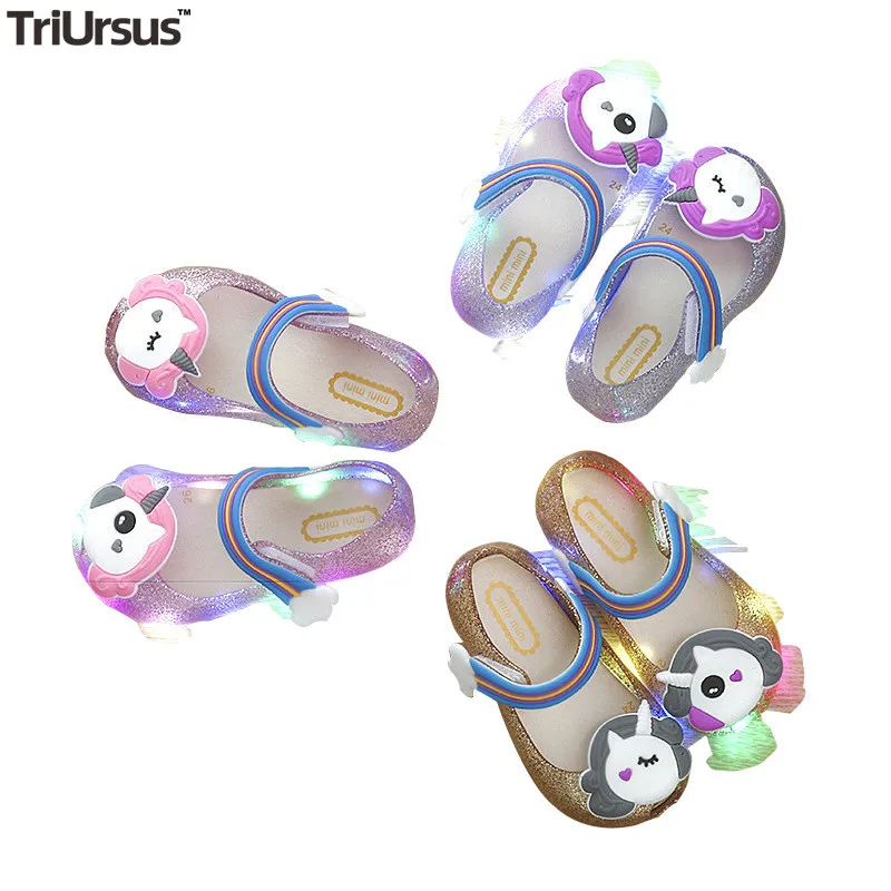 

Girl's sandal 2020 New Children's Led Shoes Baby Girl Summer Sandals Luminous Bowtie Unicorn Kids Girls Jelly Toddler Flat Shoes