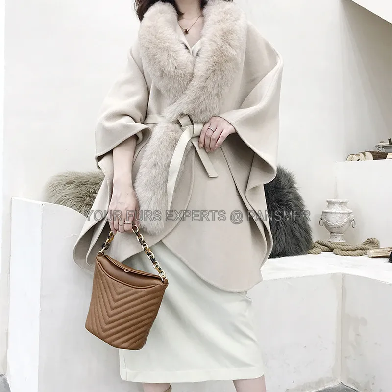 Съемное кашемировое пальто с отделкой из натурального Лисьего меха Женская