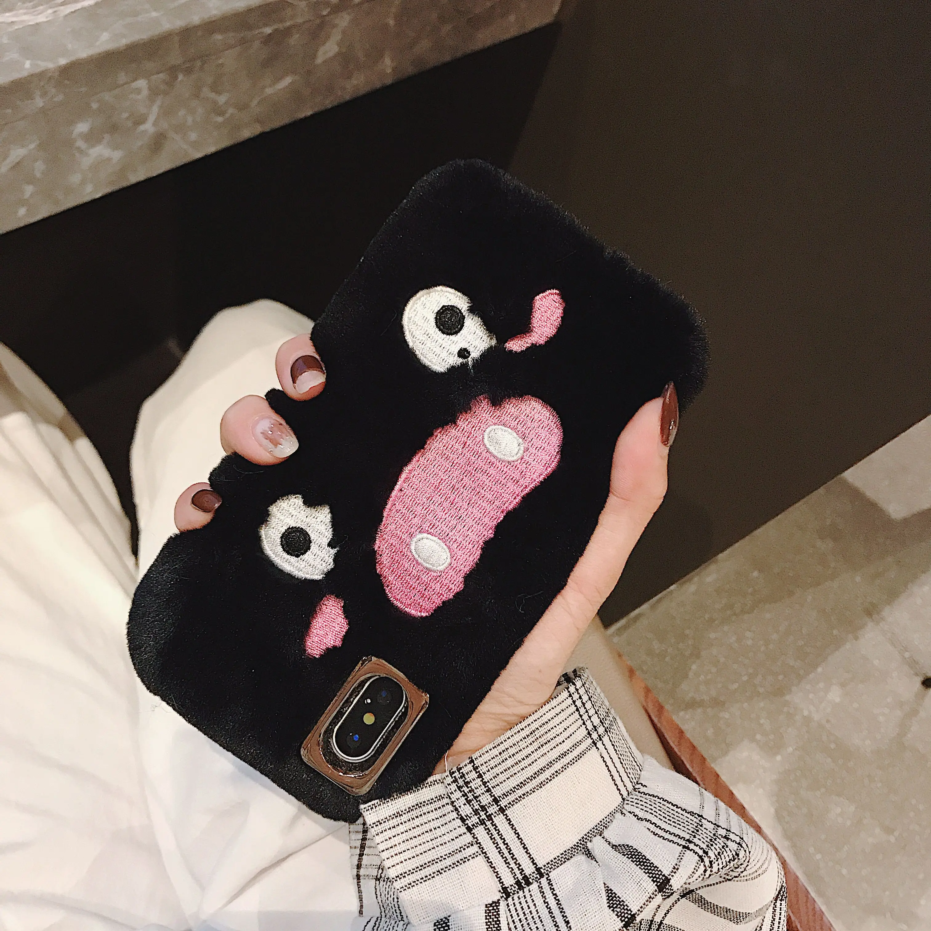 

Cute pig embroidery phone case for iPhone7 plus 8 X XS XR max 11 por max 12 mini