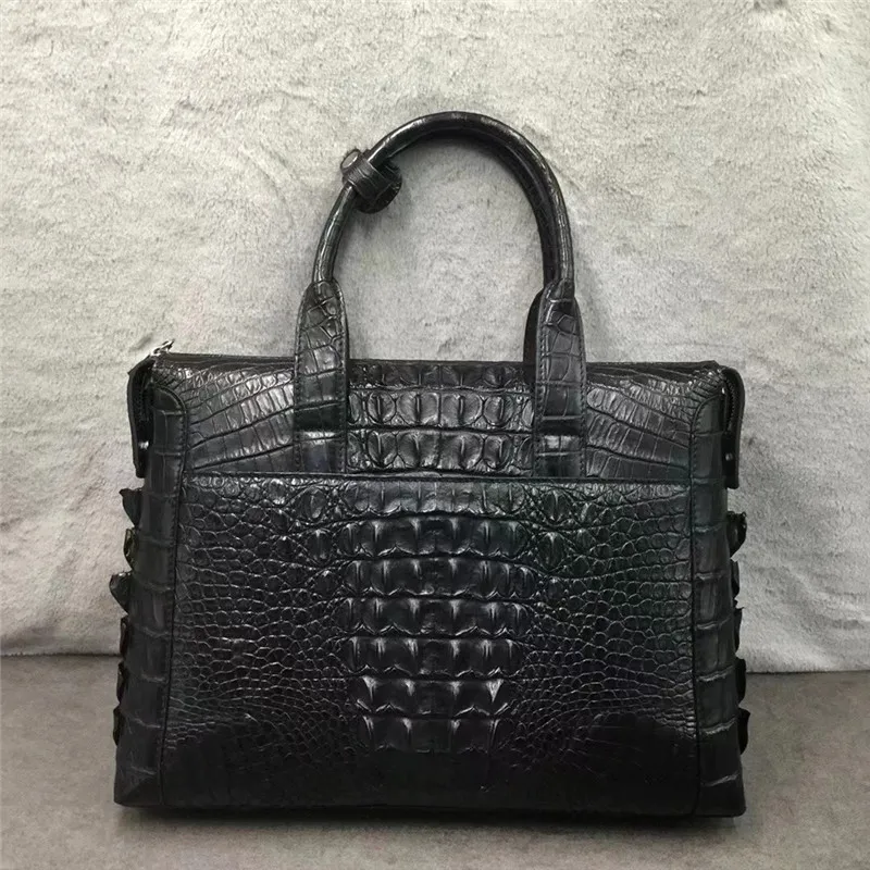 Рисунок 2 - Экзотическая натуральная крокодиловая кожа