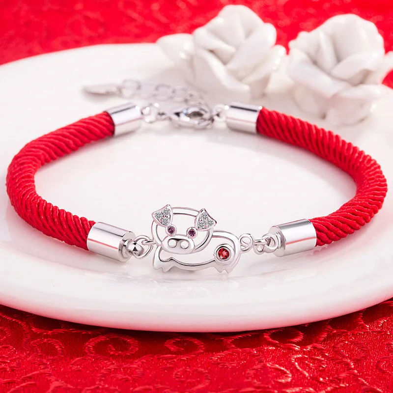 Браслет из красной веревки с цирконием класса ААА в форме милой свиньи |