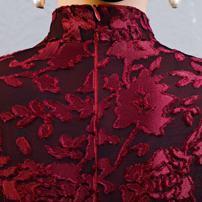 Вышивка цветочные дамы длинный Qipao Плюс Размер 3XL 4XL Осень бархат Тонкий Cheongsam