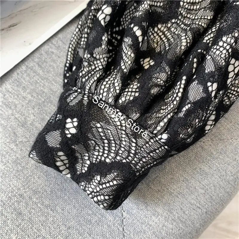 

Women Floral Embroidery Mini Dress Lace O-neck Black Loose Long Sleeve Female Casual Spring Summer Dress with Buttons 2020 New