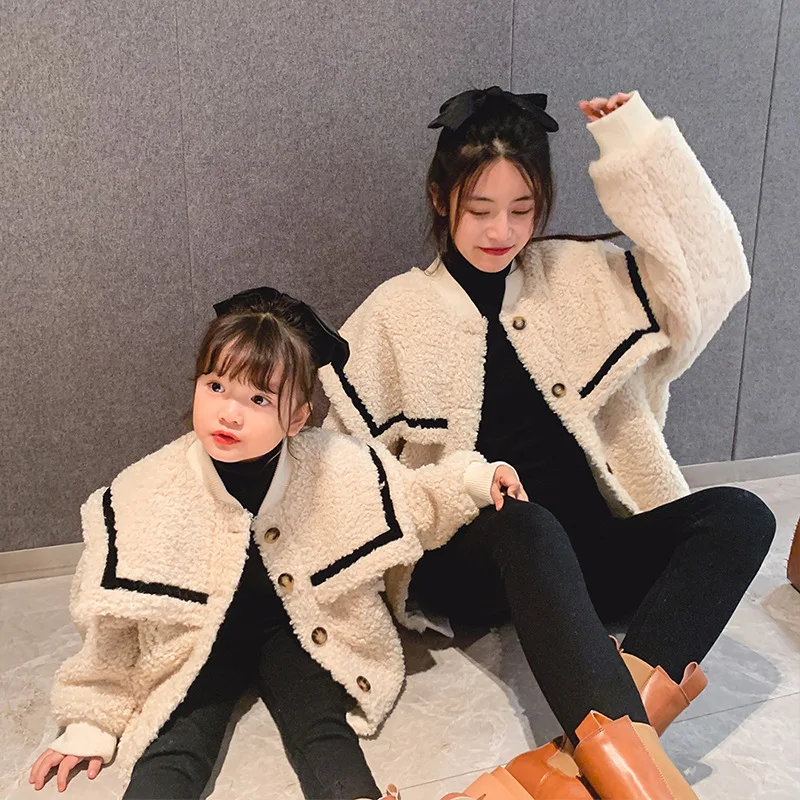 

2020 autumn and winter mother and women's navy collar new girl jacket Korean version plus Parent-child solid color wool sweater