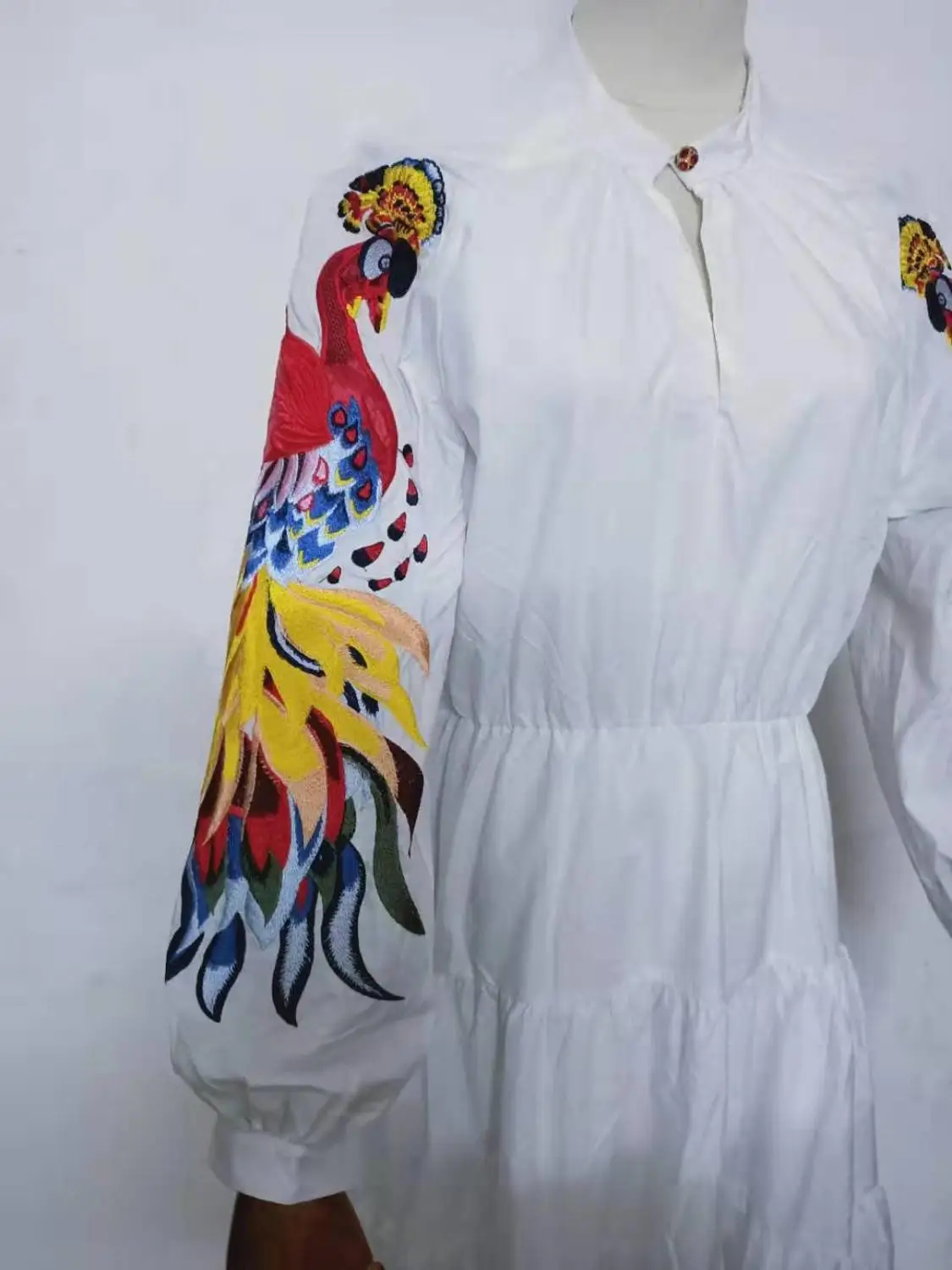 

2020 Embroidery Patchwork White Maxi Dress O Neck Lantern Sleeve Autumn Winter Designer Dresses Vestdios