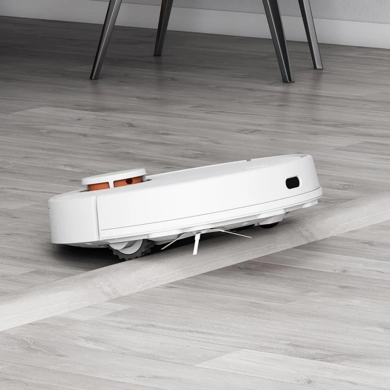 Xiaomi Mi Robot Vacuum-Mop Cleaner для уборки дома с функцией подметания и мытья, смарт-навигацией, планированием, управлением через WiFi-приложение.