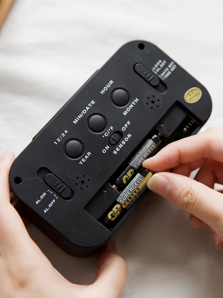 Настольный будильник с регулировкой яркости современные большие цифры восход