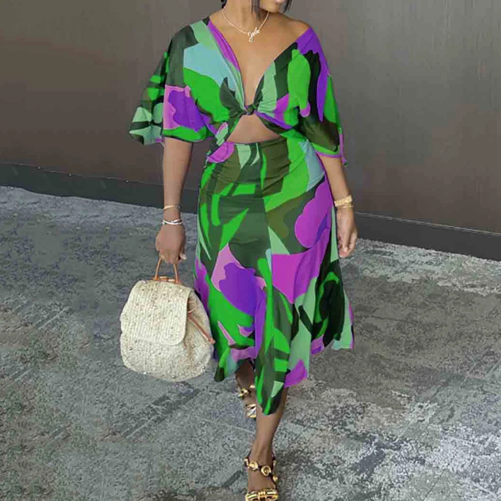 Женский комплект из двух предметов для пляжного отдыха с камуфляжным принтом