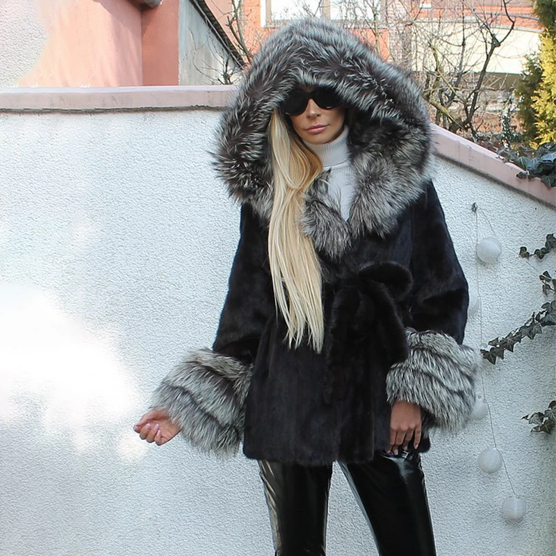 

FURSARCAR Winter Mink Fur Coat Women Patchwork Real Silver Fox Collar Long Jacket Luxury Warm Abrigo De Piel Mujer 2022