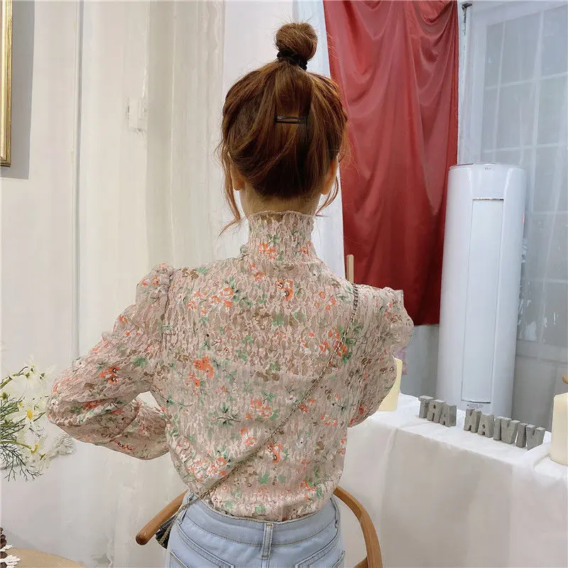 

2021 New Spring Autumn Women Loose Turtleneck Shirt Fashion Floral Lace Inside Mesh Bottoming Lovely Long Sleeve Shirt Y76