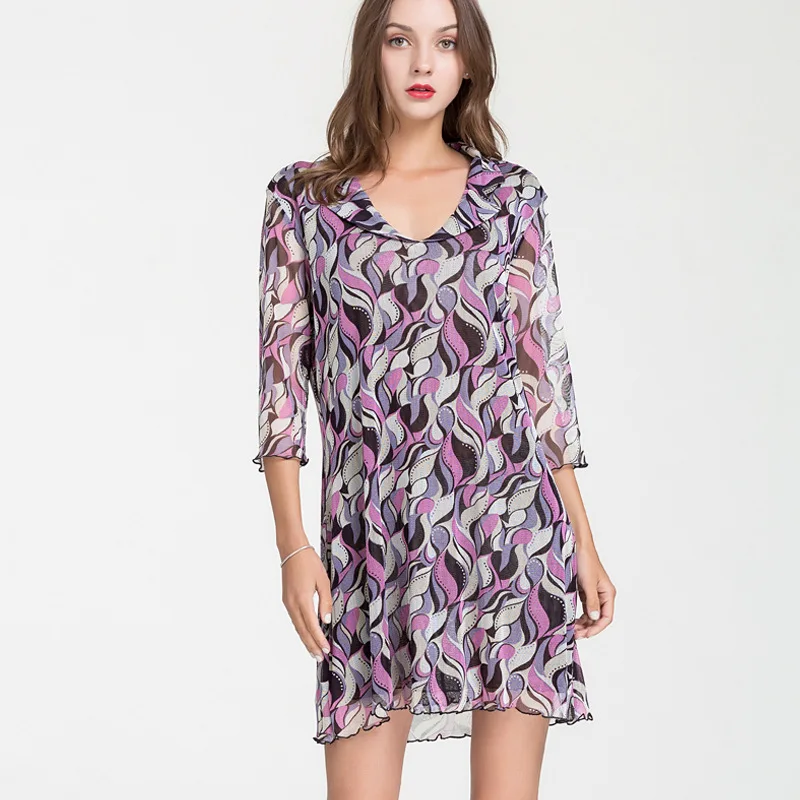 Платье средней длины с принтом и отложным воротником рубашка коротким рукавом