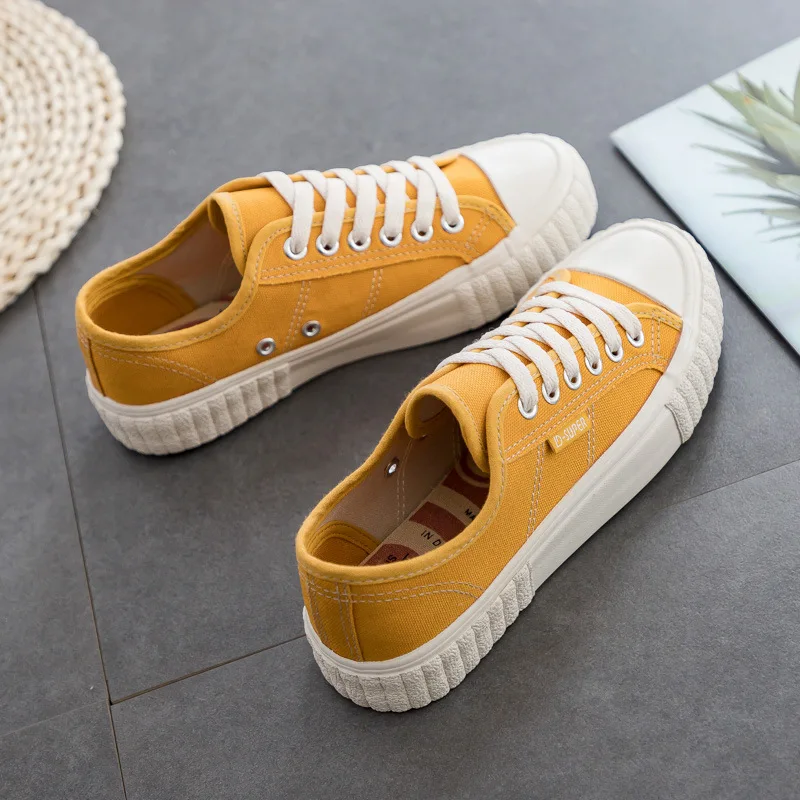 Новинка дизайнерская Белая обувь на танкетке женская спортивная платформе