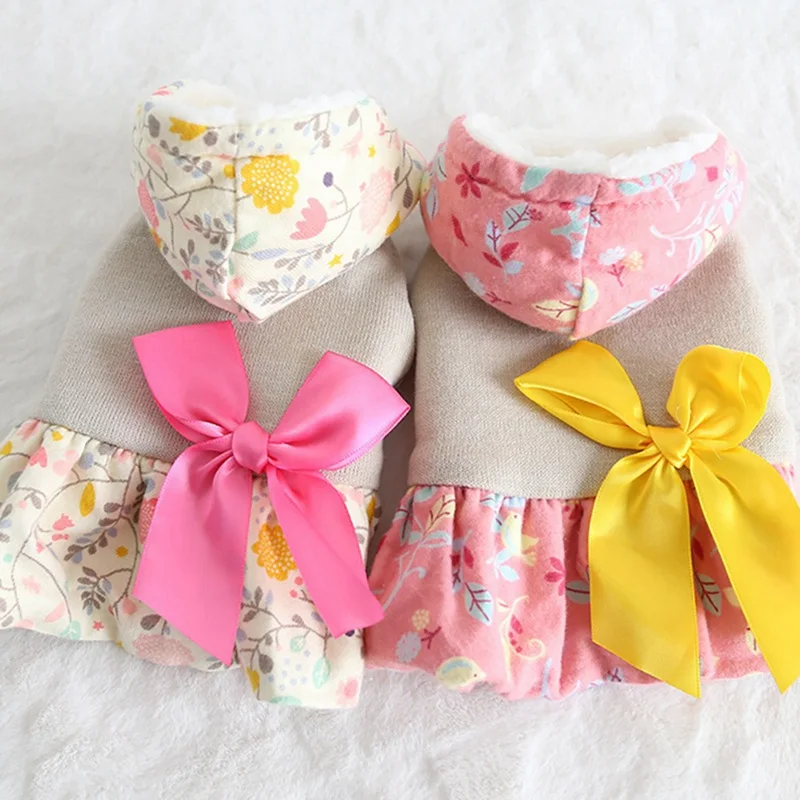 Розовая милая куртка с капюшоном для питомцев одежда собак теплая на пуговицах