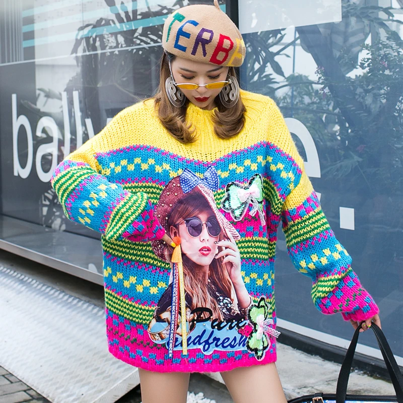 Женский вязаный свитер в сеточку красный свободного покроя с мозаичным рисунком