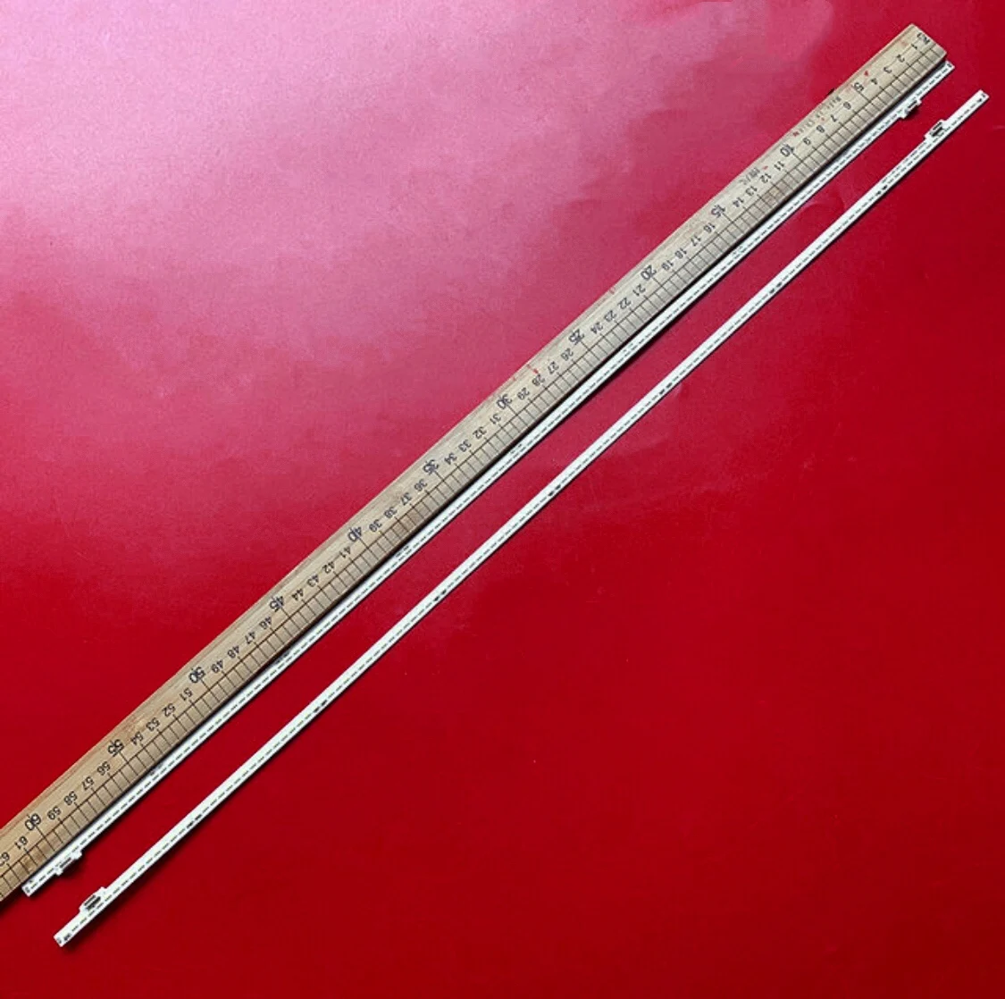

2pcs/kit LED Backlight Strip For L503IN L5031N 3X50 X3-50 TC500UDJ2QS5-X350 2D02051 2D02052 128 Lamp 620mm