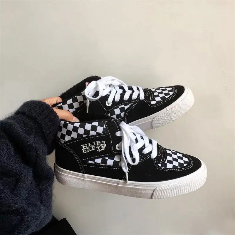 

Women's Winter Plus Velvet Sports Shoes Tennis Platform Summer 2021 Vintage Vulcanize Flat Casual College Student Soft Sneakers