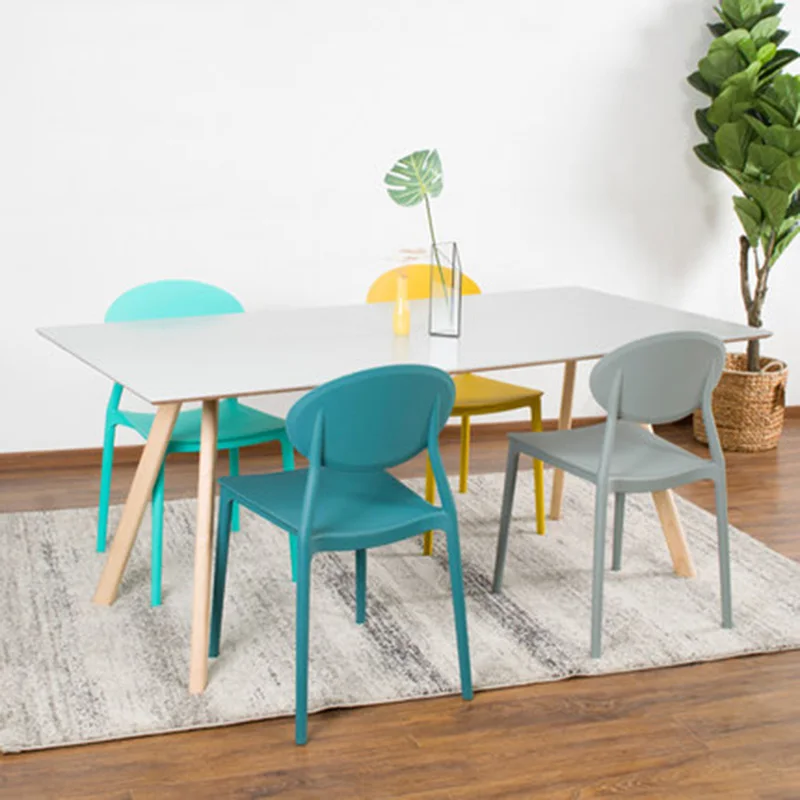 Скандинавские PP пластиковые обеденные стулья Китай процесс литья под давлением