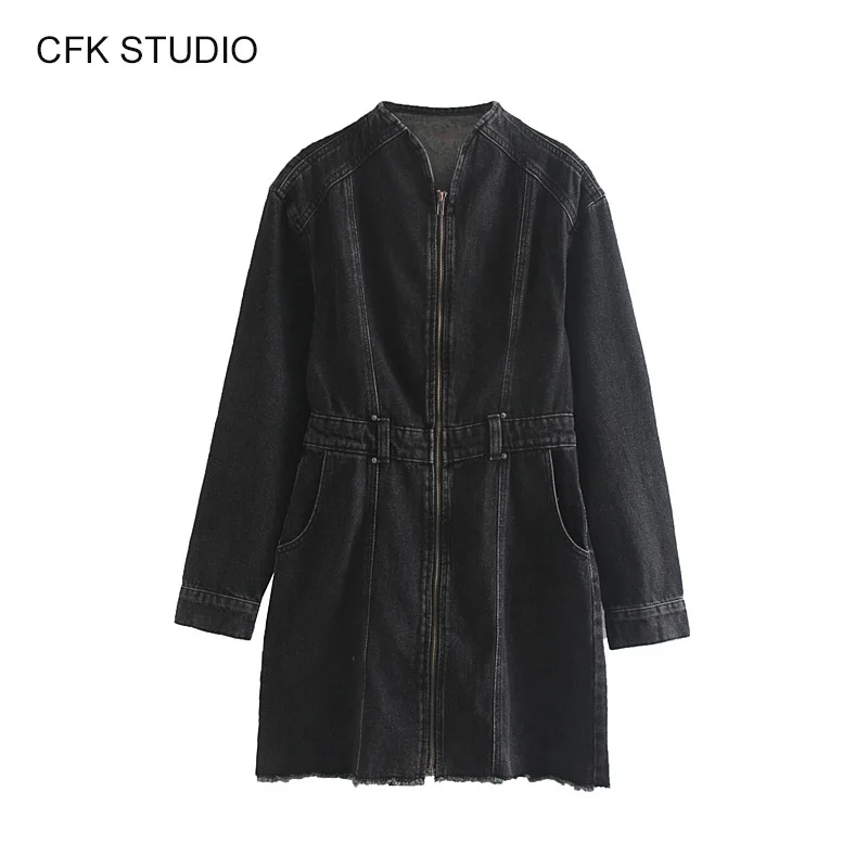 Женское джинсовое платье с карманами черное повседневное уличное длинными