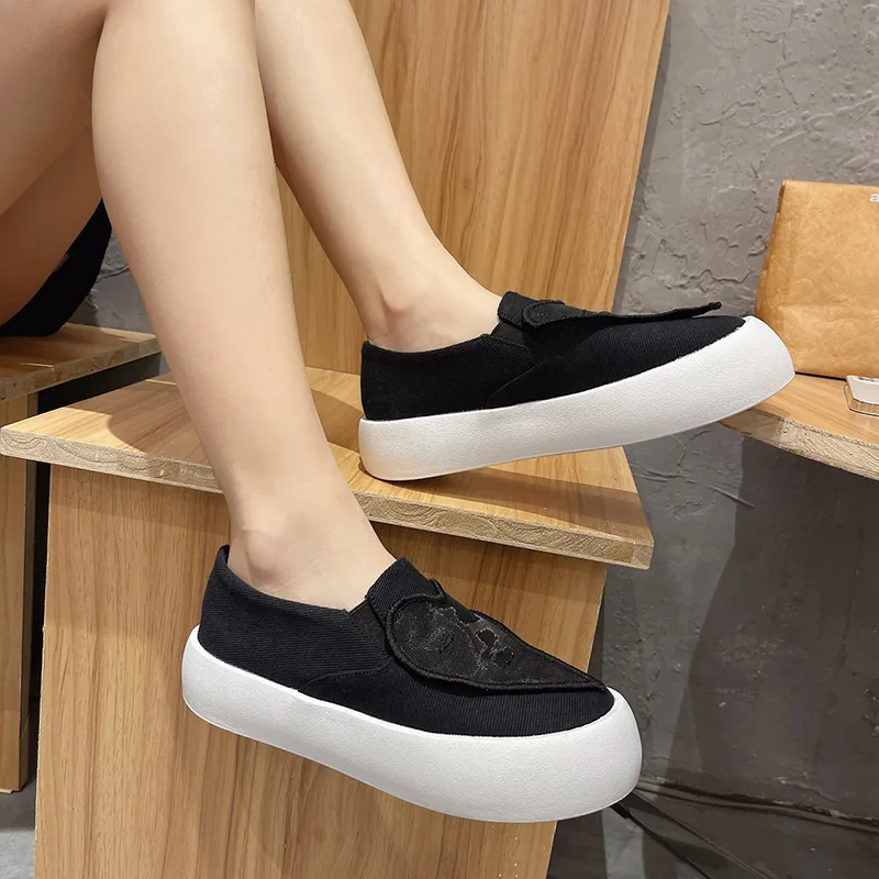 

Round Toe Shoes Woman 2021 Casual Female Sneakers Espadrilles Platform Creepers Slip-on Modis New Clogs Slip On Cute Small