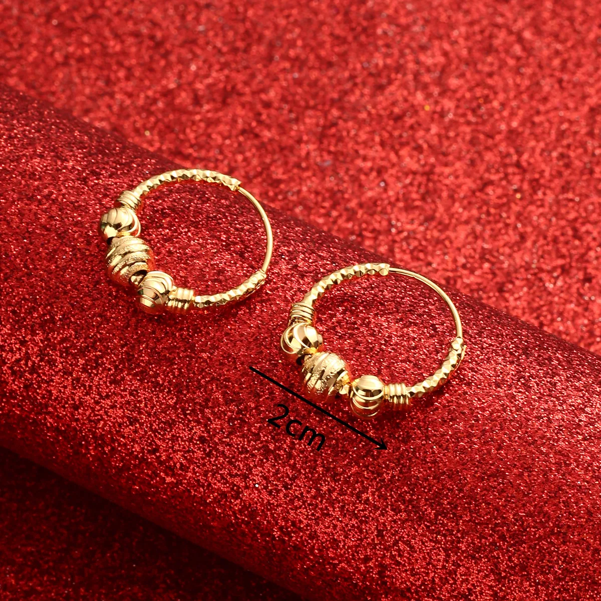 Женские и мужские серьги-кольца в этническом стиле