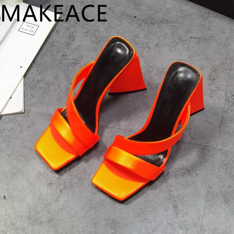 

New Designer Fashion Slippers Rubber Shoes Summer Beach Sandals Square High Heel Platform Slides Crystal Mules Shoes Women 2021