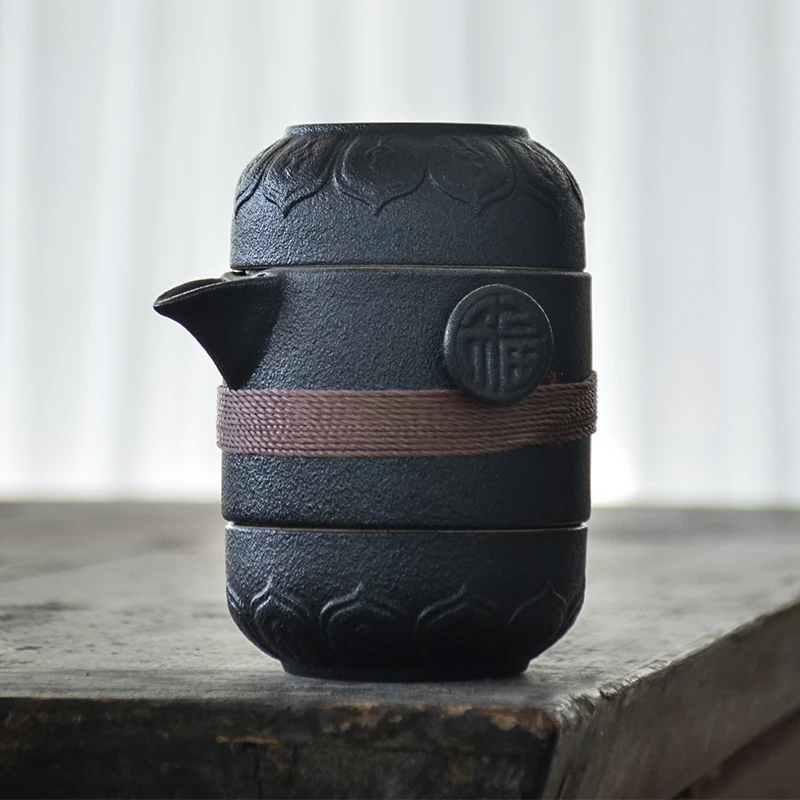 

LUWU black ceramic teapots with 2 cups a tea sets portable travel office tea set drinkware