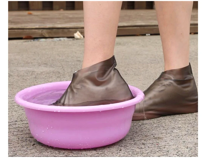 Outdoor latex shoe cover rainy day waterproof thickening non-slip wear foot cover images - 6