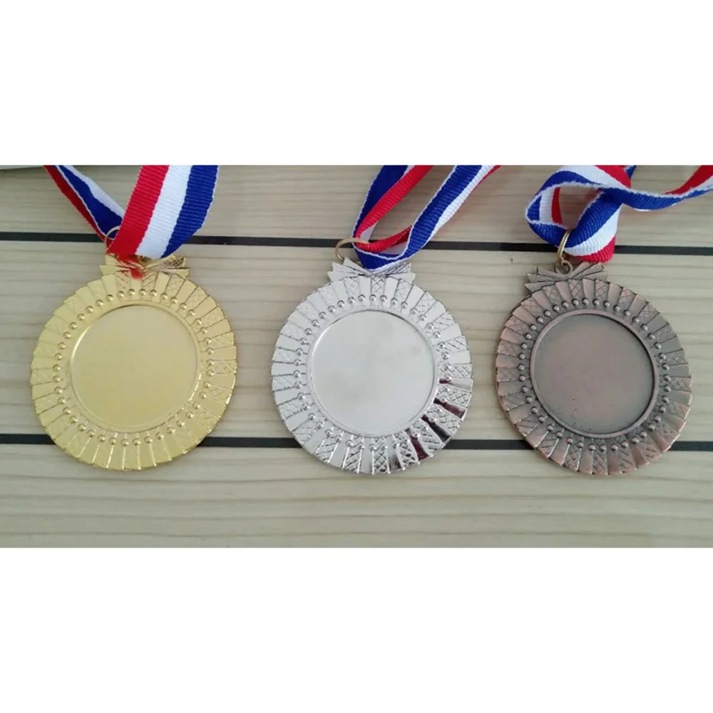 

6pcs Creative Award Medals Universal Metal Medals with Lanyard for Sports Academics Competition (Gold, Silver and Bronze, 2pcs