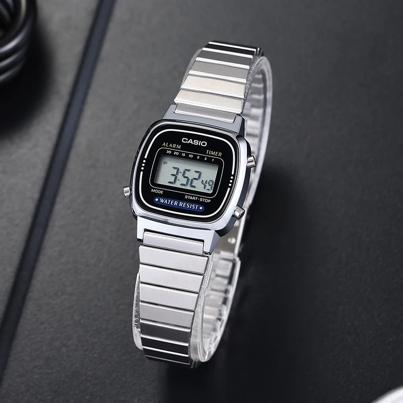 

Часы Casio LA670WA-1