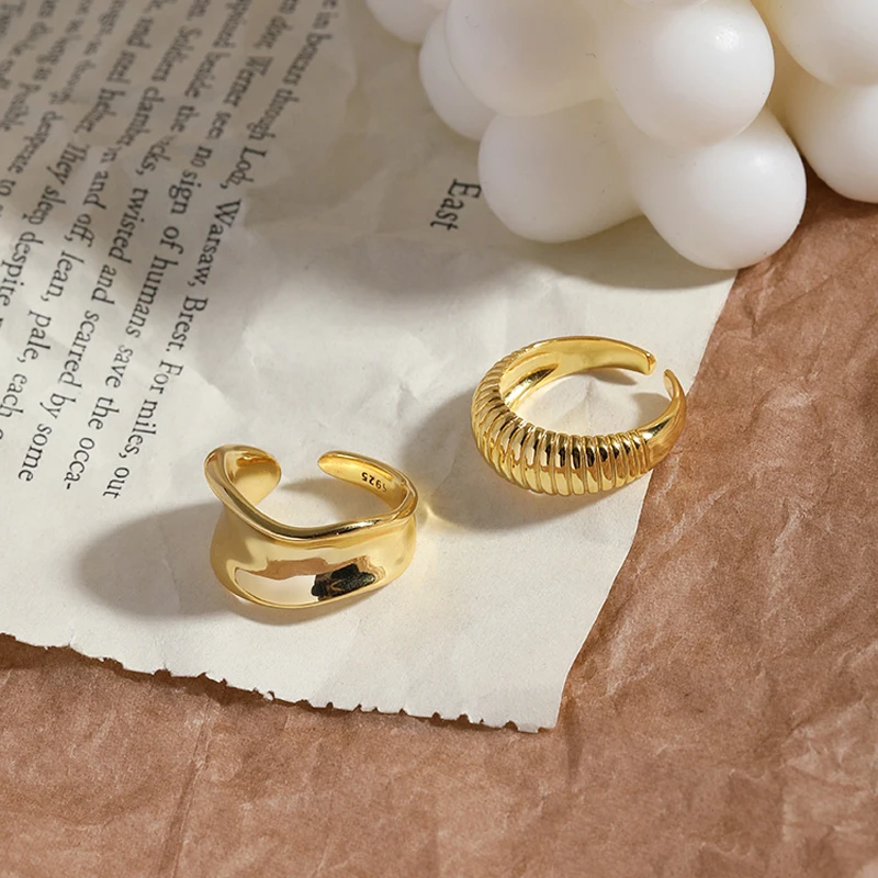 

Gold Color Party Rings For Women France Simple Wave Pattern Gothic Irregular Geometric Ring Bride Jewelry Gifts New 2021