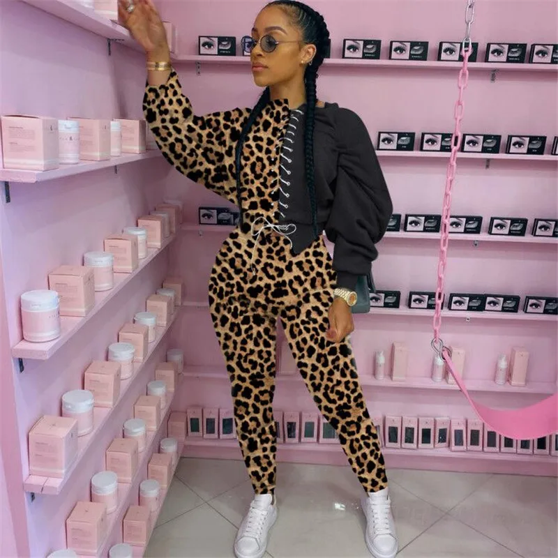 

Мода размера плюс костюмы для девочек; Расцветка под леопарда камуфляж/плед печати сращивания с бандажным лифом и брюки; Комплект из 2 предм...